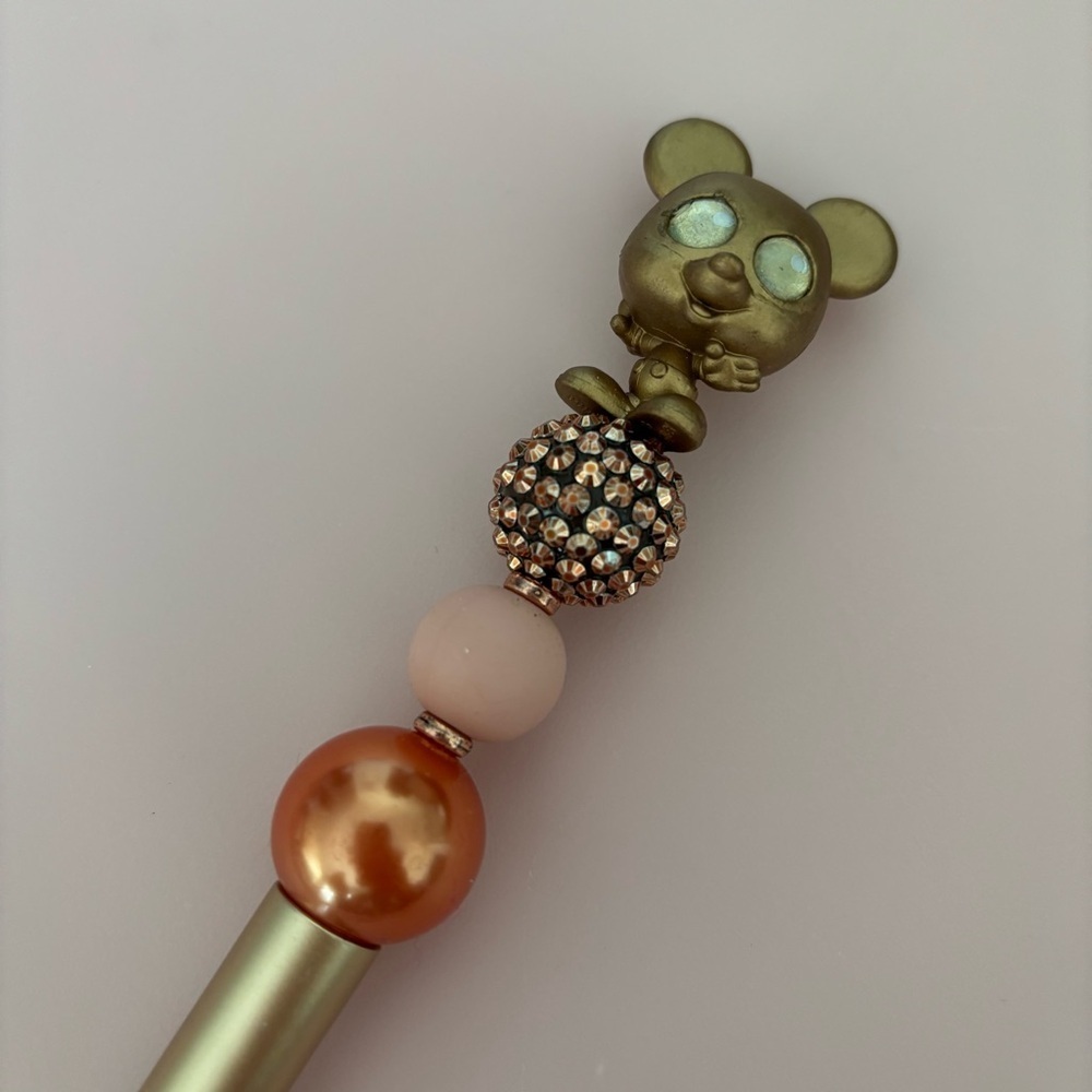 Disney Doorables: Mickey Mouse: Bronze Mickey Mouse handmade beaded pen